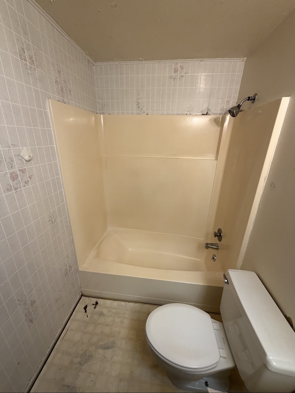 Bathroom with original tub and surround